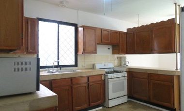 BELLA Y COMODA CASA EN RENTA!!