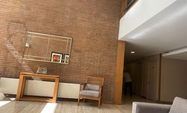 ARRIENDO LINDO DEPTO 1D - 1B   EL GOLF CERCANO AL METRO ALCANTARA