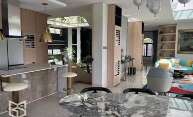 FOR SALE: 6-BR, 3 STOREY MEDITERRANEAN STYLE MANSION AT LAS TERRAZAS