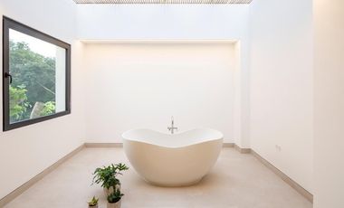 CASA EN RENTA EN EL YUCATAN COUNTRY CLUB, VISTA AL CAMPO DE GOLF