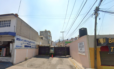 CASA DE RECUPERACIÓN BANCARIA EN CALLE CARLOS HANK, FRACC. VILLAS EL GIGANTE, COACALCO DE BEORRIZABAL, EDO MEX. ¡NO SE ACEPTAN CRÉDITOS!