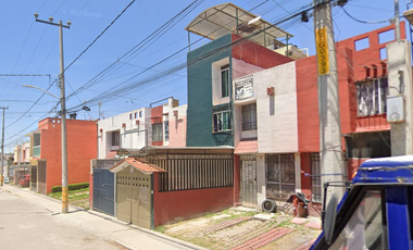 CASA DE RECUPERACIÓN BANCARIA EN CALLE TURQUEZA,COL.JOYAS DE CUAUTITLAN,CUAUTITLAN IZCALLI, EDO MEX. ¡NO SE ACEPTAN CRÉDITOS!