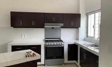 CASA EN RENTA EN COLIMA