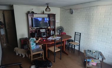 casa funcional taller o servicios calle Coquimbo, cercana a Avda Gabriela