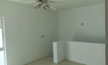 CASA EN RENTA EN COLIMA