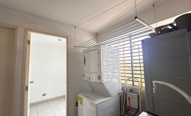 Alquiler departamento amplio, bien iluminado y decorado con muy buen gusto