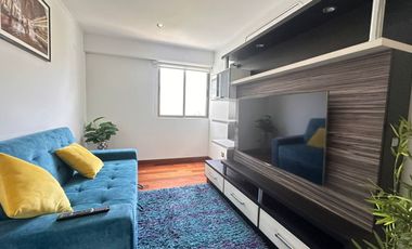 Alquiler departamento amplio, bien iluminado y decorado con muy buen gusto