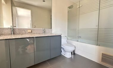 Alquiler departamento amplio, bien iluminado y decorado con muy buen gusto