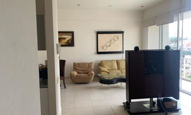 DEPARTAMENTO AMUEBLADO EN HÁBITAT VISTA A LA ALBERCA