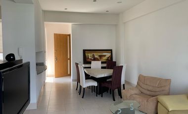 DEPARTAMENTO AMUEBLADO EN HÁBITAT VISTA A LA ALBERCA