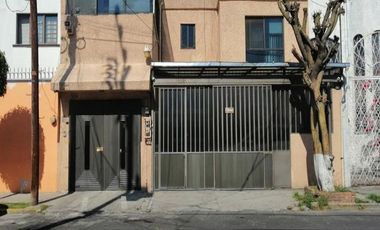 CASA EN REMATE GUSTAVO A MADERO