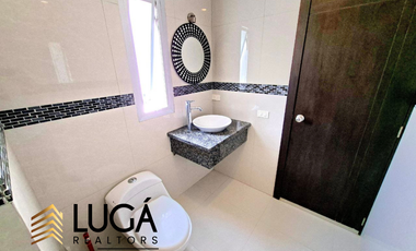 Casa en renta o venta en urbanización privada Manta Beach, Manta Ecuador