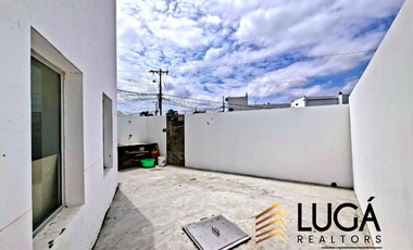 Casa en renta o venta en urbanización privada Manta Beach, Manta Ecuador