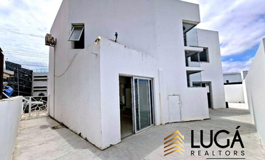 Casa en renta o venta en urbanización privada Manta Beach, Manta Ecuador