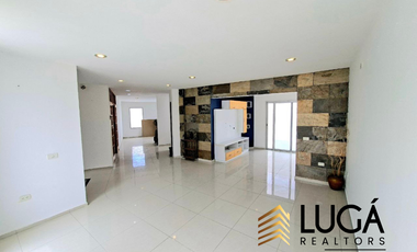 Casa en renta o venta en urbanización privada Manta Beach, Manta Ecuador
