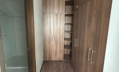 Estrena casa con Roof Garden y 4 recámaras en privada con amenidades, frente área verde