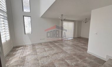 Venta Casa Remodelada Tumbaco Frente Mega Kywi a Una Cuadra Interoceánica Sector Rumihuaico $135.000
