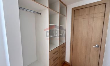 Venta Casa Remodelada Tumbaco Frente Mega Kywi a Una Cuadra Interoceánica Sector Rumihuaico $135.000