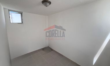 Venta Casa Remodelada Tumbaco Frente Mega Kywi a Una Cuadra Interoceánica Sector Rumihuaico $135.000