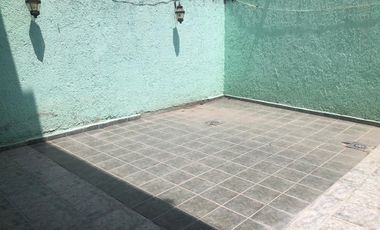 OPORTUNIDAD CASA GRANDE EN ARBOLEDAS CELAYA