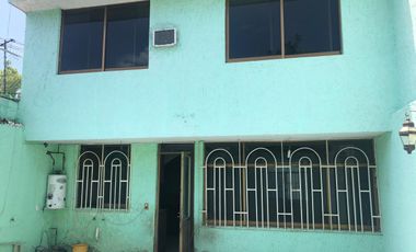OPORTUNIDAD CASA GRANDE EN ARBOLEDAS CELAYA