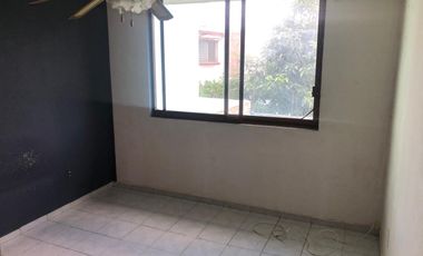 OPORTUNIDAD CASA GRANDE EN ARBOLEDAS CELAYA