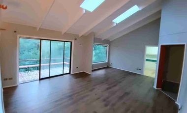 Espectacular oportunidad de inversión !!

Mondaca Propiedades Soc. Ltda.  vende amplia propiedad en  Condominio Los Notros de Curiñanco