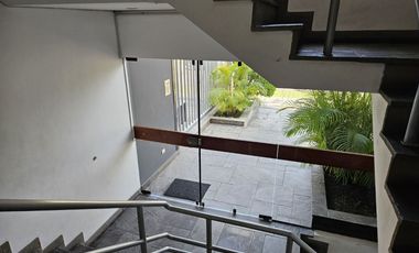 Dpto 2do Piso, 109 m², 2 Dorm., Cerca a Parque