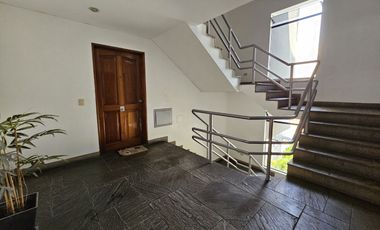 Dpto 2do Piso, 109 m², 2 Dorm., Cerca a Parque