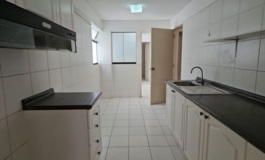 Dpto 2do Piso, 109 m², 2 Dorm., Cerca a Parque