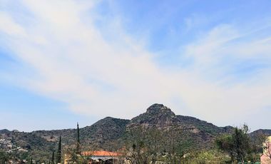 PRE- VENTA EN EXCLUSIVO RESIDENCIAL DE TAN SOLO 17 CASAS CON ALBERCA EN TLAYACAPAN.