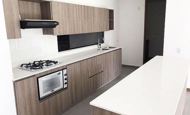 Apartamento en arriendo en Loma Del Escobero, Envigado