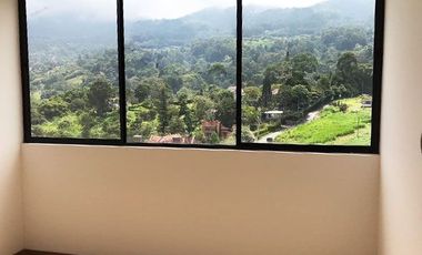 Apartamento en arriendo en Loma Del Escobero, Envigado