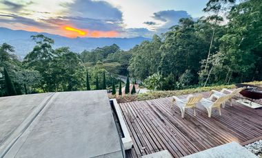 Casa de lujo en condominio exclusivo en Las Palmas — lote de 4.000 m² y 417 m² construidos