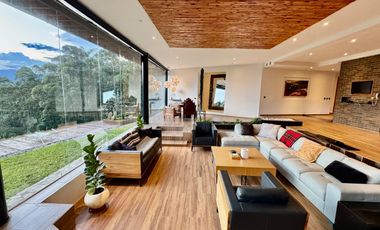 Casa de lujo en condominio exclusivo en Las Palmas — lote de 4.000 m² y 417 m² construidos