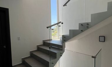 Casa amueblada en RENTA - El Sauzal de Rdgz, Ensenada B.C.