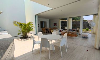 Casa en Venta en Playa Positano con Vista Al Mar, 05 Dorm. 04 Cocheras!