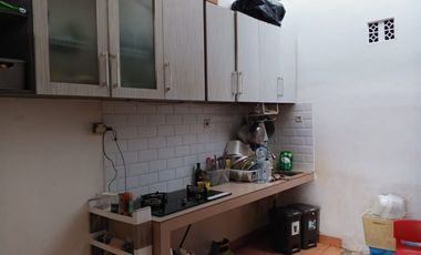 DIIJUAL RUMAH MINIMALIS LOKASI STRATEGIS DALAM KOMPLEK CIGANITRI BANDUNG