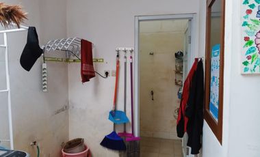 DIIJUAL RUMAH MINIMALIS LOKASI STRATEGIS DALAM KOMPLEK CIGANITRI BANDUNG