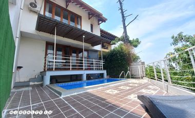RUMAH BAGUS MINIMALIS SAYAP DAGO View Valley Udara Sejuk di Bandung Utara