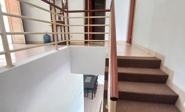 RUMAH BAGUS MINIMALIS SAYAP DAGO View Valley Udara Sejuk di Bandung Utara