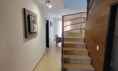 En venta lujosa casa esquinera en Ciudad Celeste, primeras etapas, Nuevo Samborondon