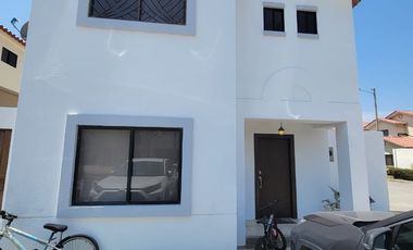 En venta lujosa casa esquinera en Ciudad Celeste, primeras etapas, Nuevo Samborondon