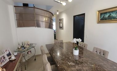 En venta lujosa casa esquinera en Ciudad Celeste, primeras etapas, Nuevo Samborondon
