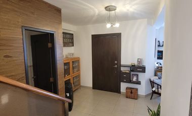 En venta lujosa casa esquinera en Ciudad Celeste, primeras etapas, Nuevo Samborondon