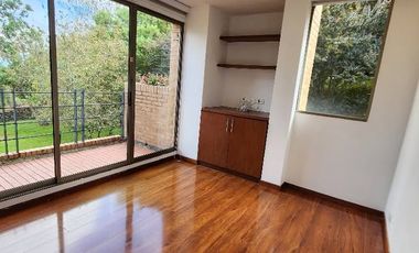 Espectacular casa en arriendo en Encenillos de Sindamanoy, Chía  ¡Vive en el paraíso de la tranquilidad! Esta hermosa casa de 3 habitaciones, ubicada