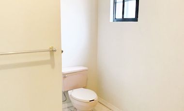 RESIDENCIA DE UNA PLANTA EN HACIENDAS DEL VALLE DE 2 RECAMARAS Y PANELES SOLARES