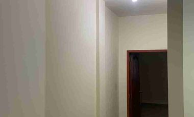 CASA RENTERA DE VENTA EN
VERNAZA NORTE