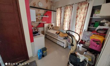 RUMAH Di Lingkungan Cluster Exclusive Tengah Kota Bandung