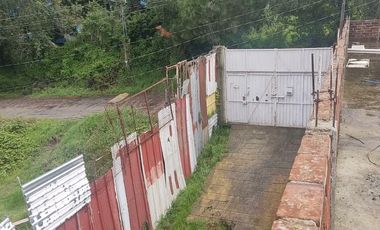 CASA EN VENTA EN HUITZILAC CON 4 LOCALES  COMERCIALES